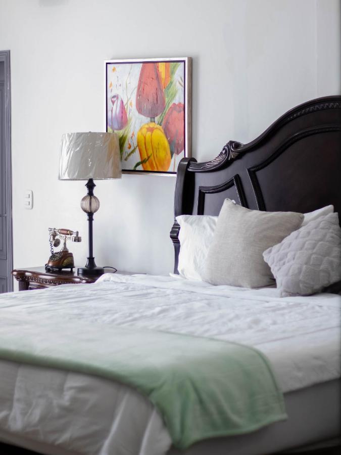 Hotel, Cocoview Вайе ди Анхелес Екстериор снимка