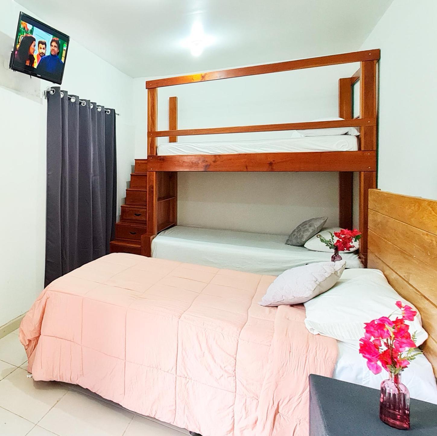 Hotel, Cocoview Вайе ди Анхелес Екстериор снимка