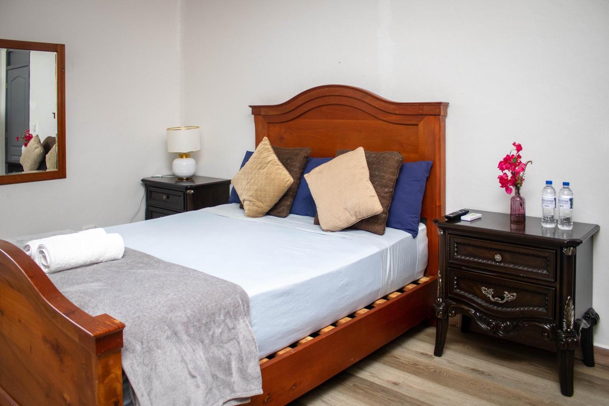 Hotel, Cocoview Вайе ди Анхелес Екстериор снимка